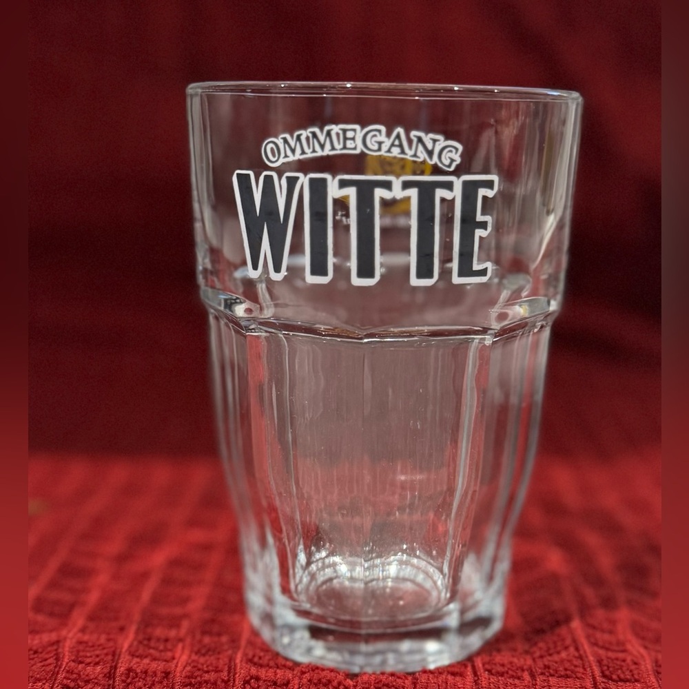Ommegang Witte Fancy Heavy Beer Pint Glass, w/black & white lettering 12oz, EUC